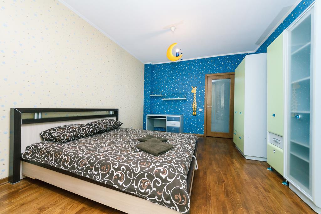 Two-Storey Apartment Near Iec Kiev Exteriör bild