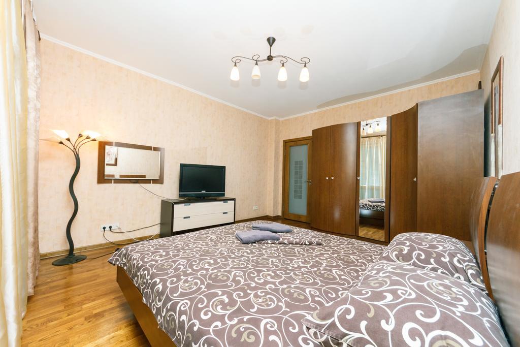 Two-Storey Apartment Near Iec Kiev Exteriör bild