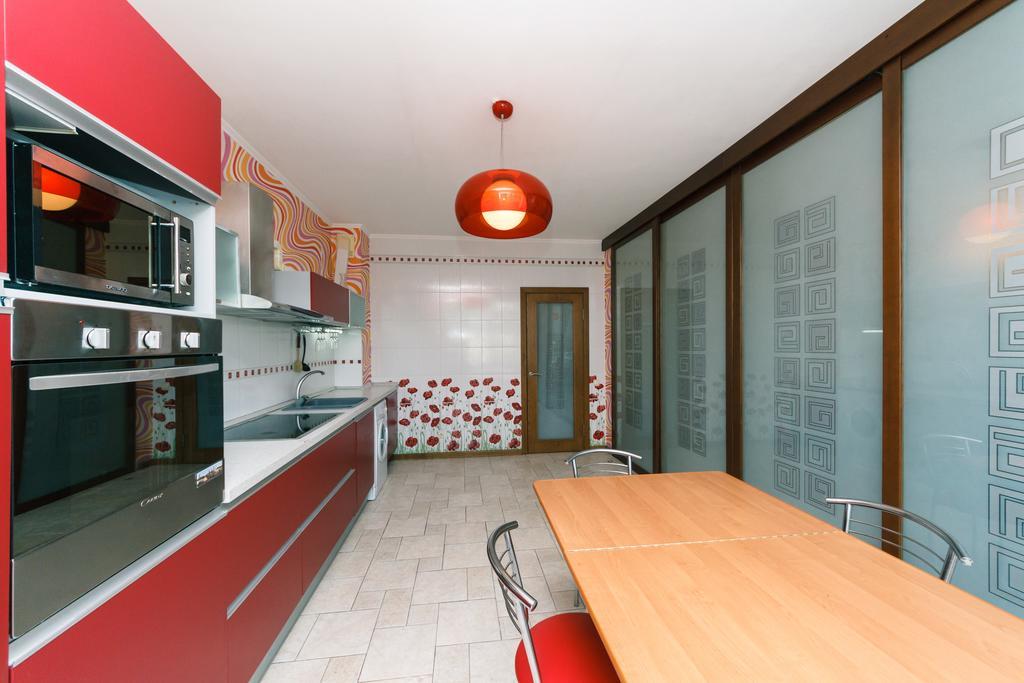 Two-Storey Apartment Near Iec Kiev Exteriör bild
